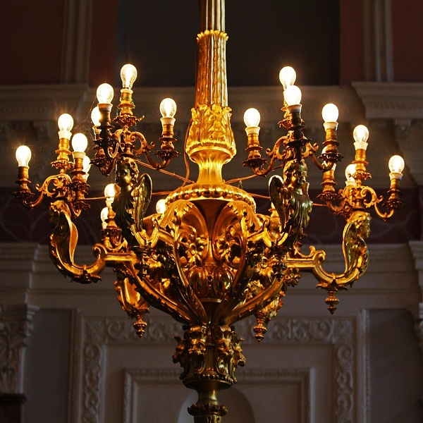 lustre en forme de chandelier